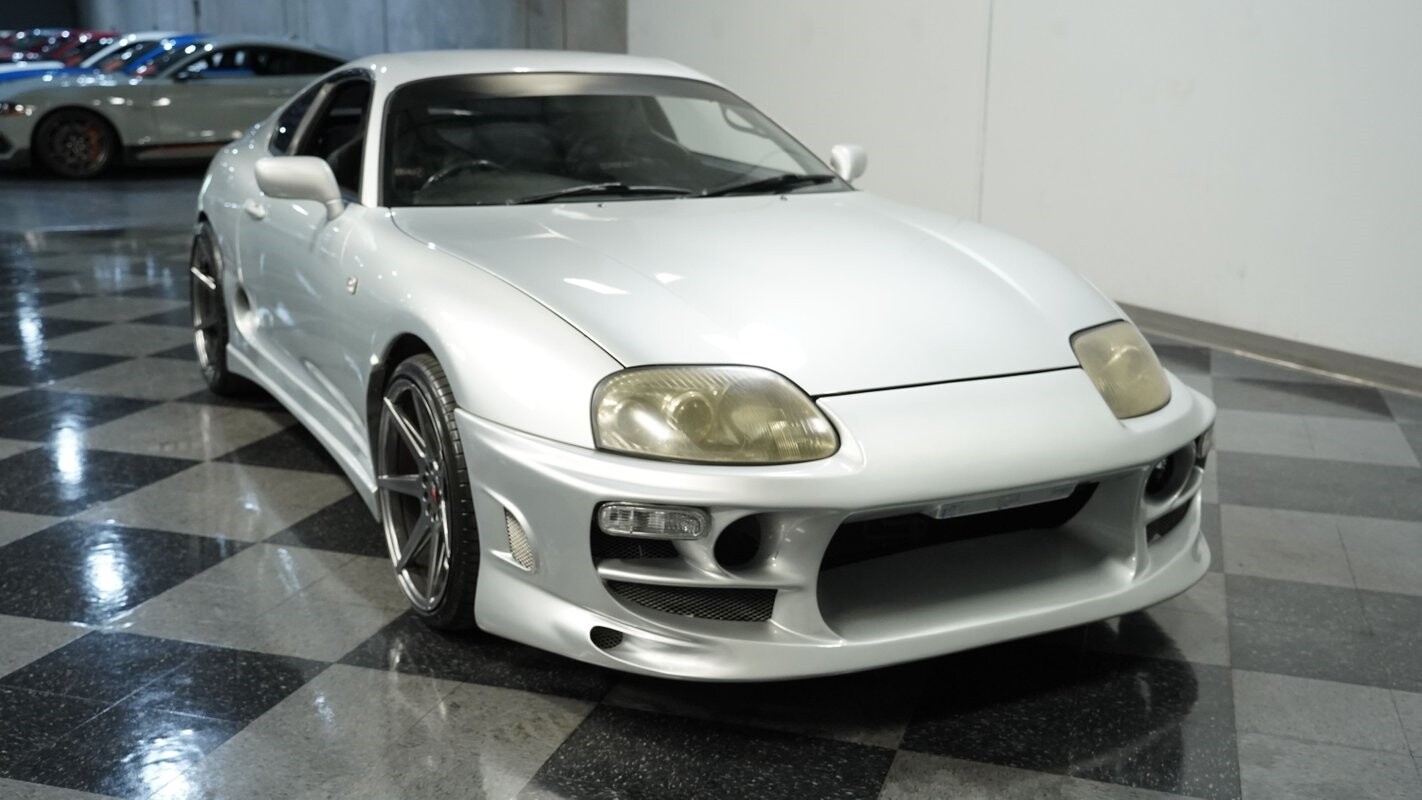 Toyota-Supra-1995-Coupe-14