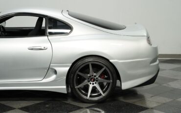 Toyota-Supra-1995-Coupe-20