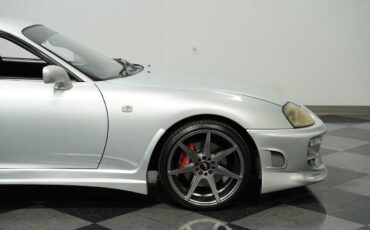 Toyota-Supra-1995-Coupe-24