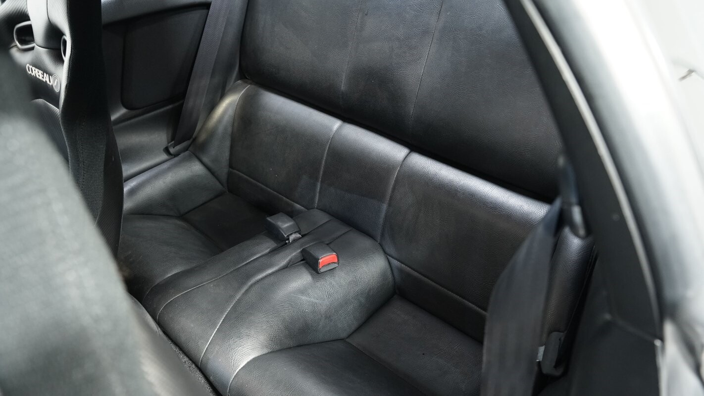 Toyota-Supra-1995-Coupe-36