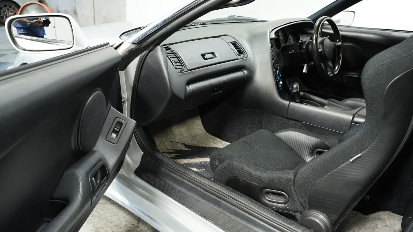 Toyota-Supra-1995-Coupe-4