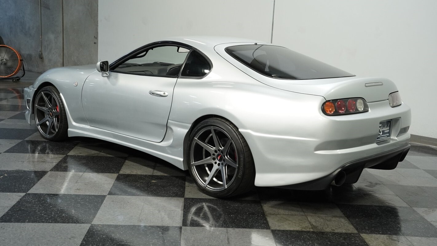 Toyota-Supra-1995-Coupe-7