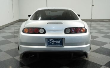 Toyota-Supra-1995-Coupe-9