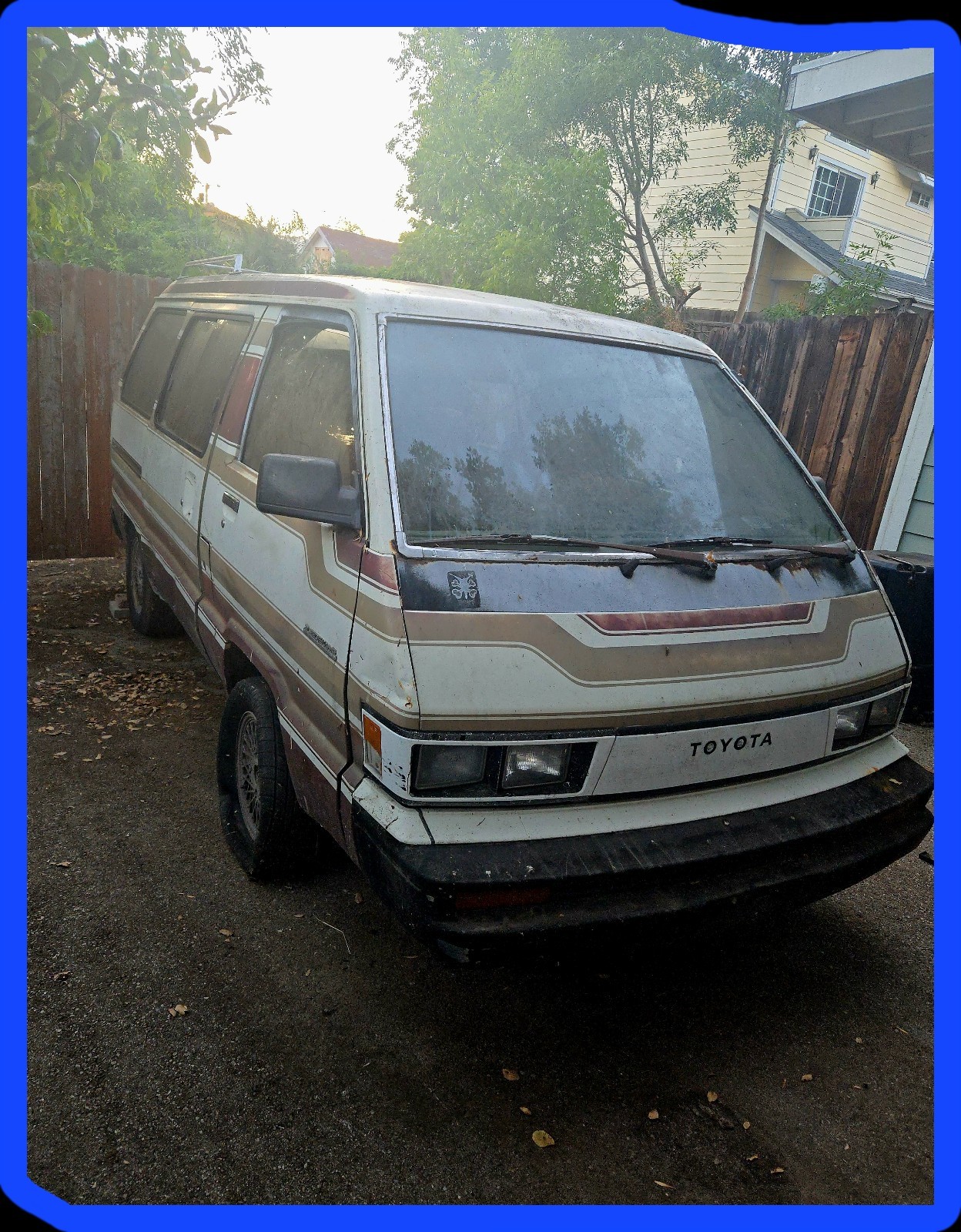 Toyota-Van-Wagon-1985-10