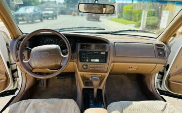 Toyota-avalon-1995-white-11