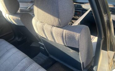 Toyota-camry-1987-10