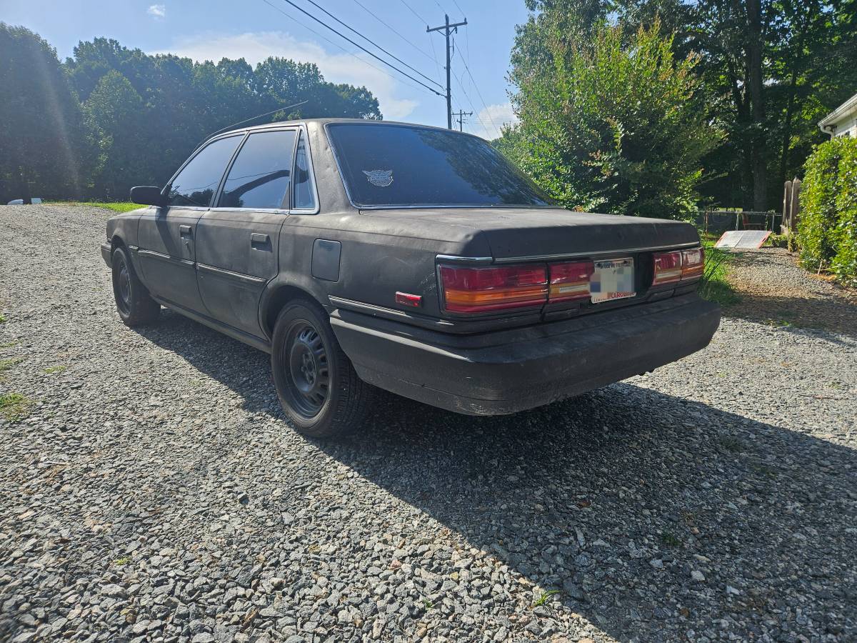 Toyota-camry-1991-black-1