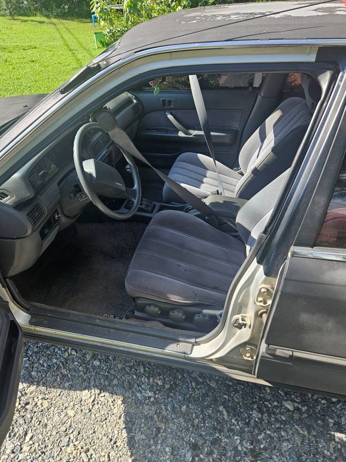 Toyota-camry-1991-black-4