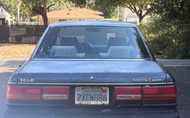 Toyota-camry-1991-blue-7