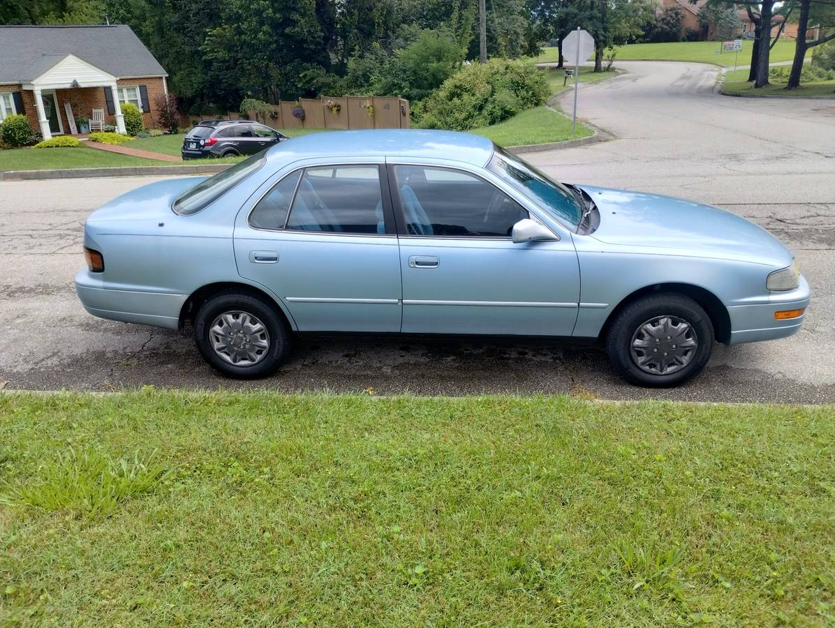 Toyota-camry-1993-blue-2