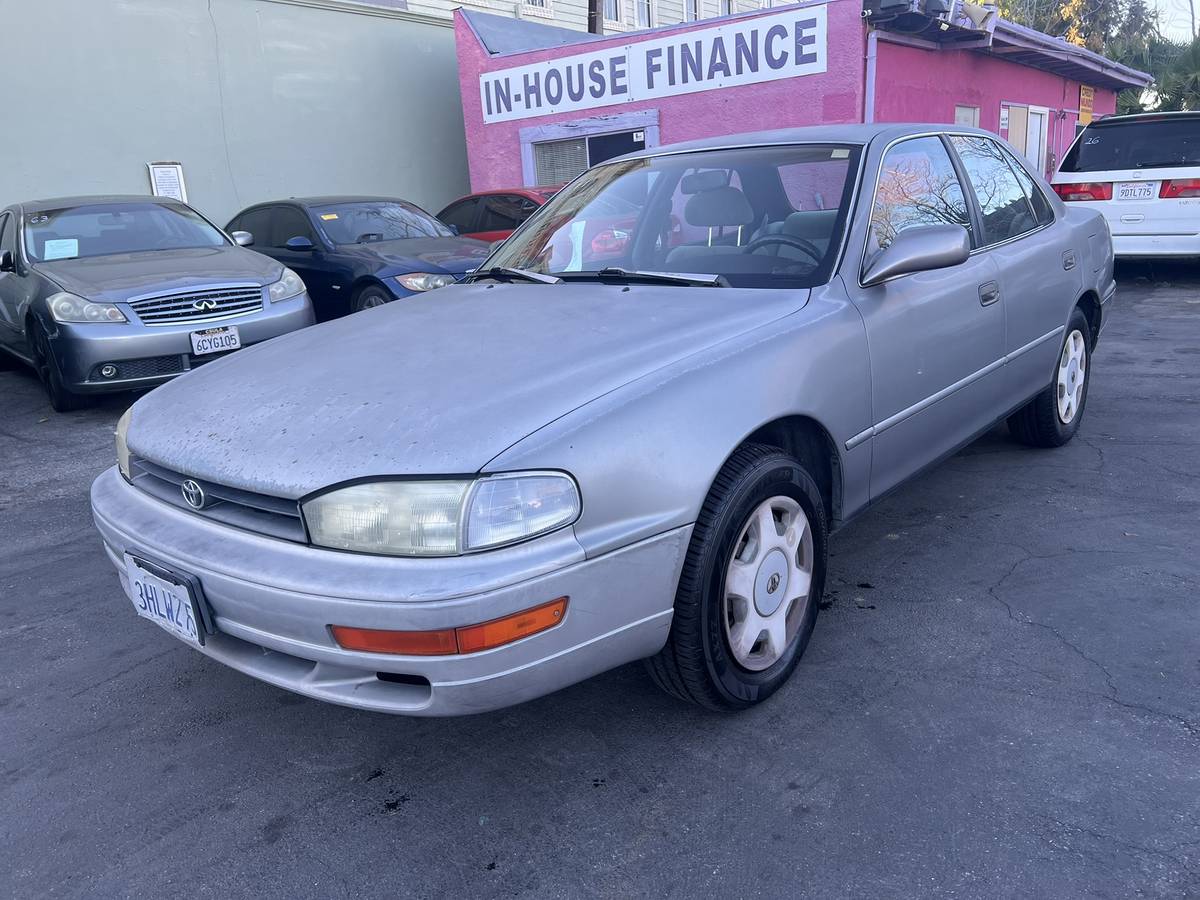 Toyota-camry-1993-grey-11