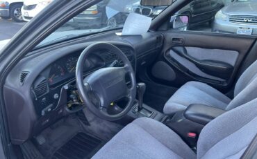 Toyota-camry-1993-grey-15