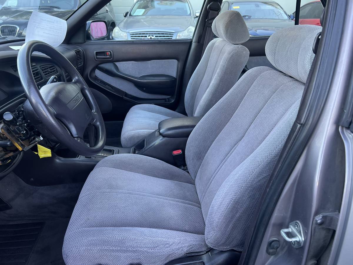 Toyota-camry-1993-grey-16