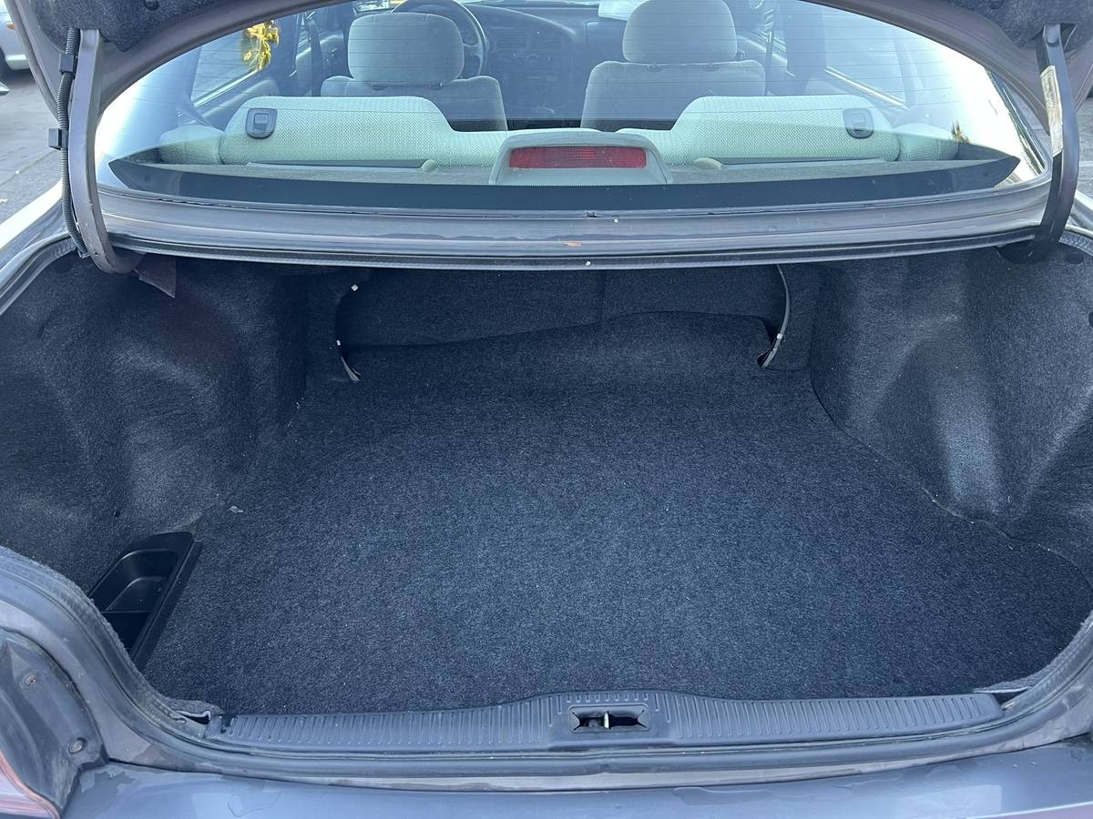 Toyota-camry-1993-grey-19