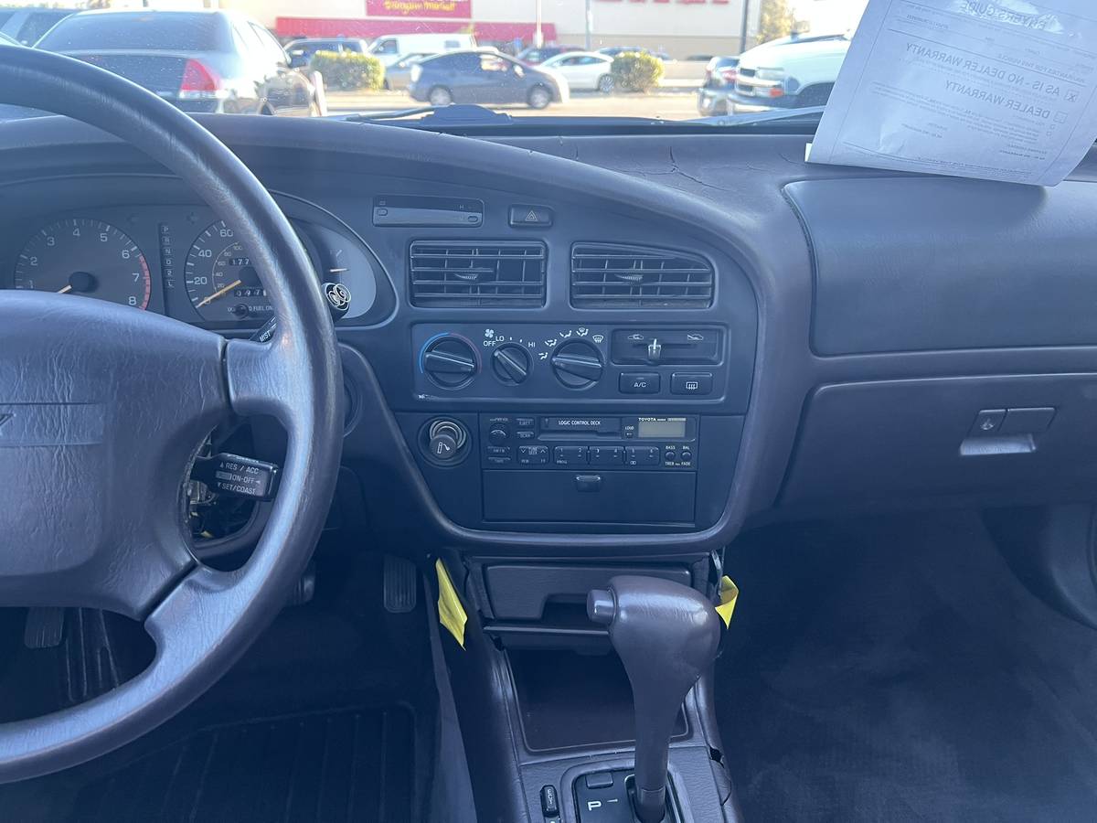 Toyota-camry-1993-grey-22