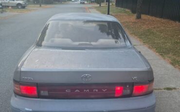 Toyota-camry-1994-grey-2
