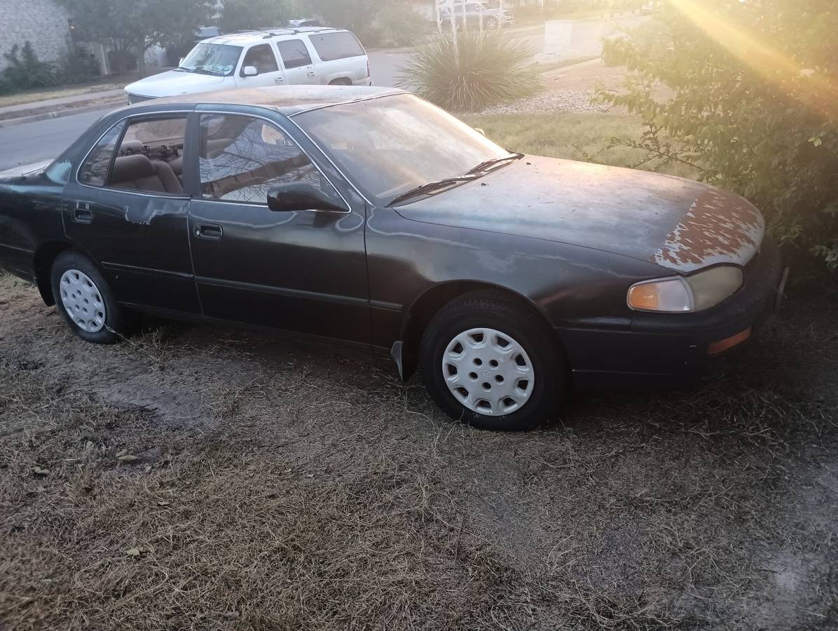 Toyota-camry-1995