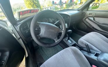 Toyota-camry-1995-white-2