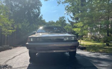 Toyota-camry-le-1988-green-1
