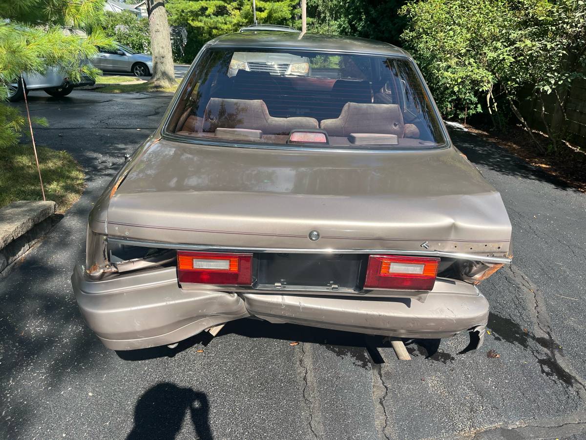 Toyota-camry-le-1988-green-4
