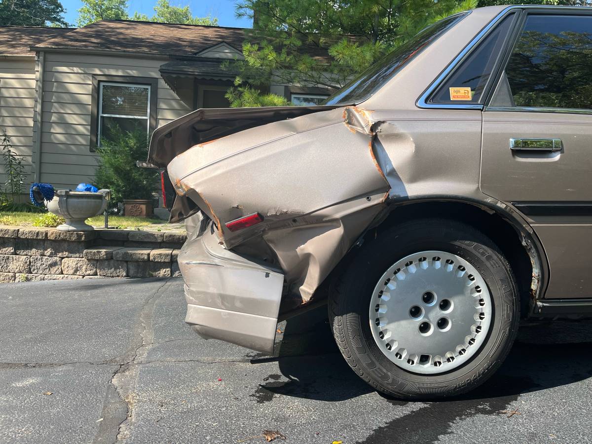 Toyota-camry-le-1988-green-5