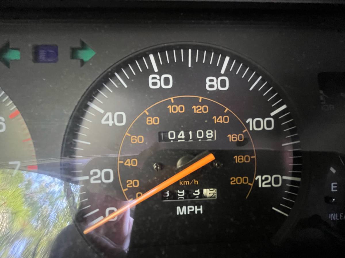 Toyota-camry-le-1988-green-8