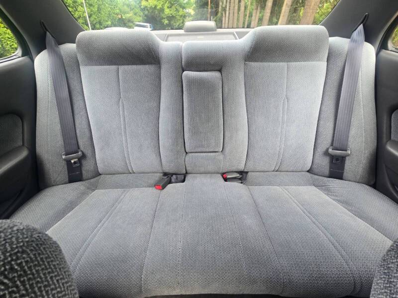 Toyota-camry-le-1994-grey-13