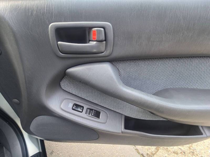 Toyota-camry-le-1994-grey-22