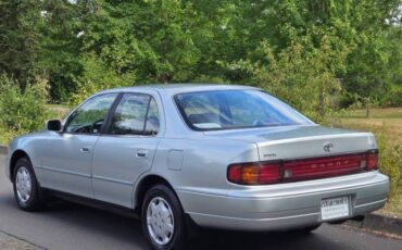 Toyota-camry-le-1994-grey-5