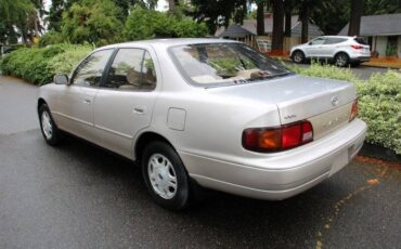 Toyota-camry-le-1995-custom-3