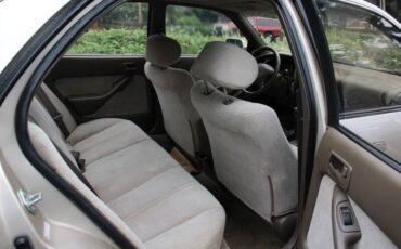 Toyota-camry-le-1995-custom-5