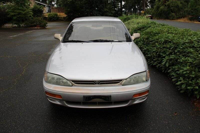 Toyota-camry-le-1995-custom-8