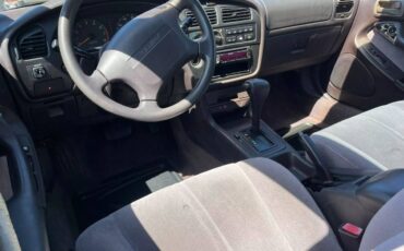 Toyota-camry-le-1995-silver-4