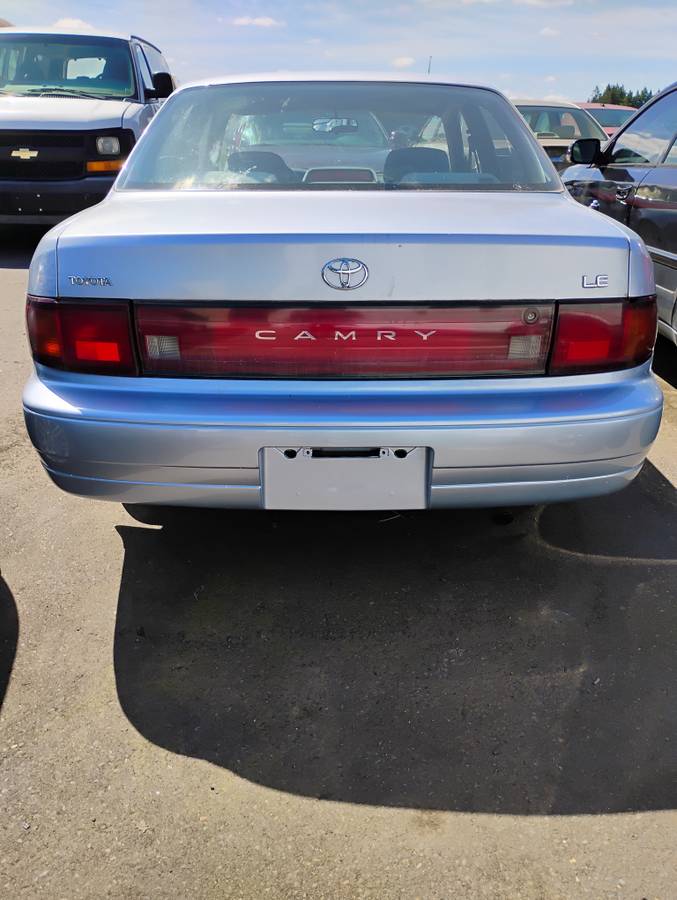 Toyota-camry-le-4dr-sedan-1994-blue-3