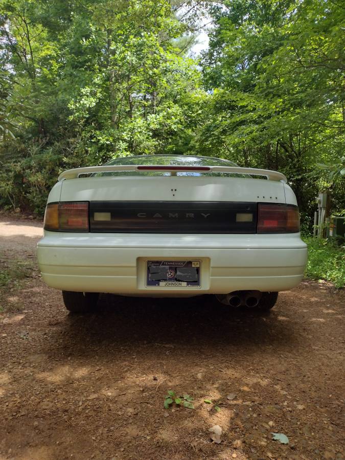 Toyota-camry-se-1994-white-2