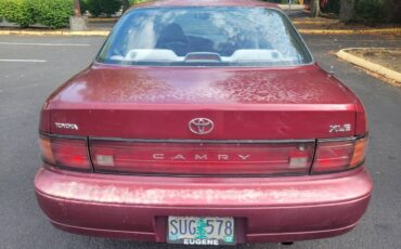 Toyota-camry-xle-1992-red-3