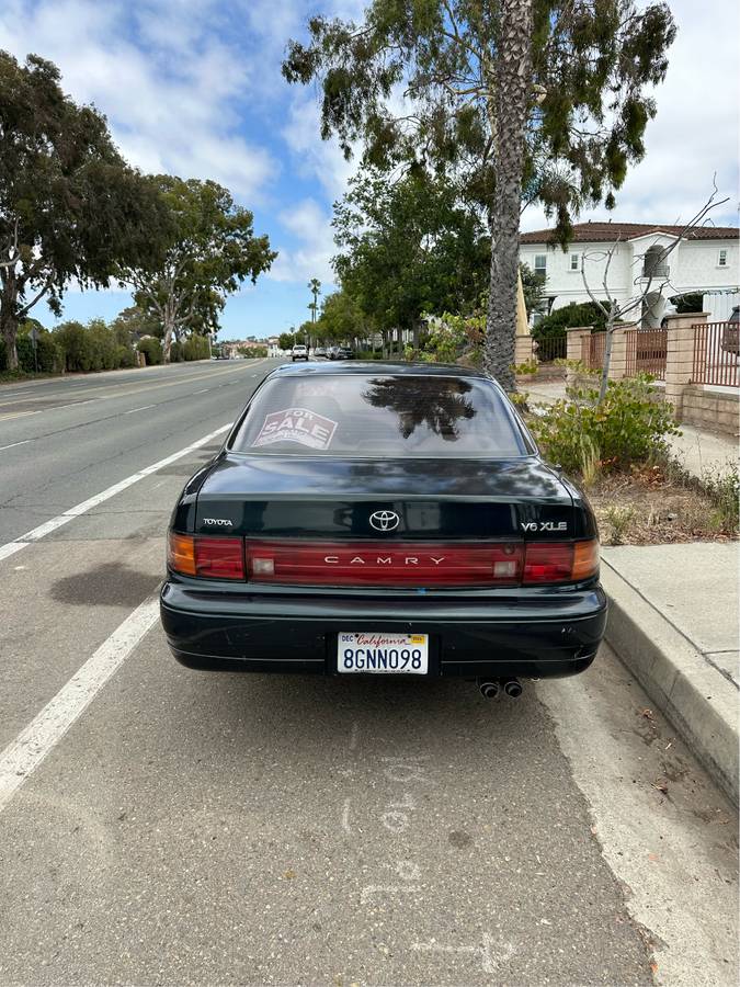 Toyota-camry-xle-1993-green-2
