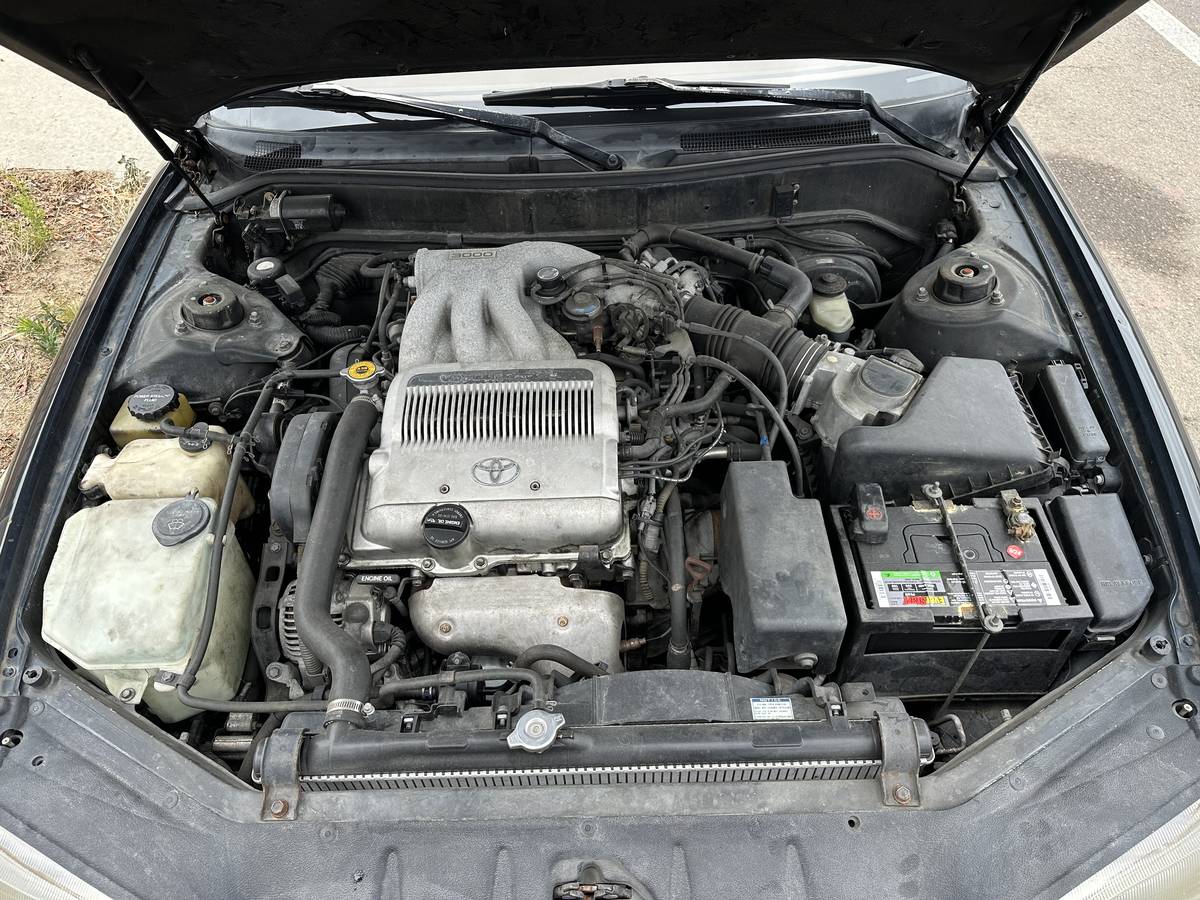 Toyota-camry-xle-1993-green-3