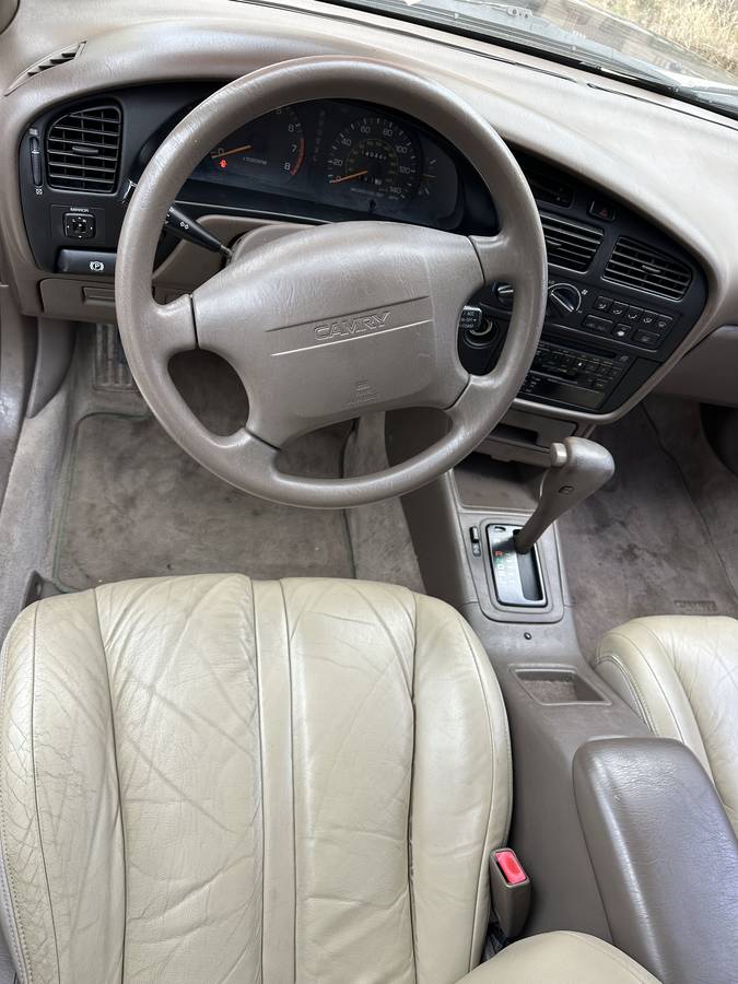 Toyota-camry-xle-1993-green-4