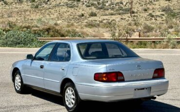 Toyota-camry-xle-1995-blue-3