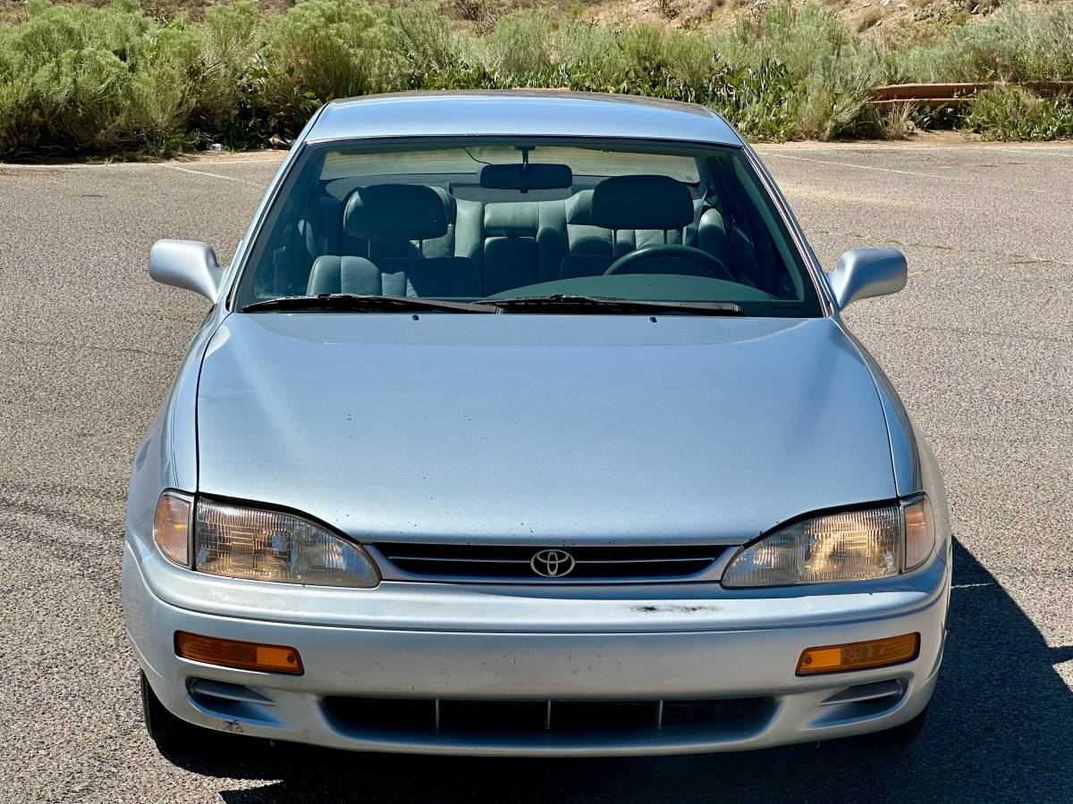 Toyota-camry-xle-1995-blue