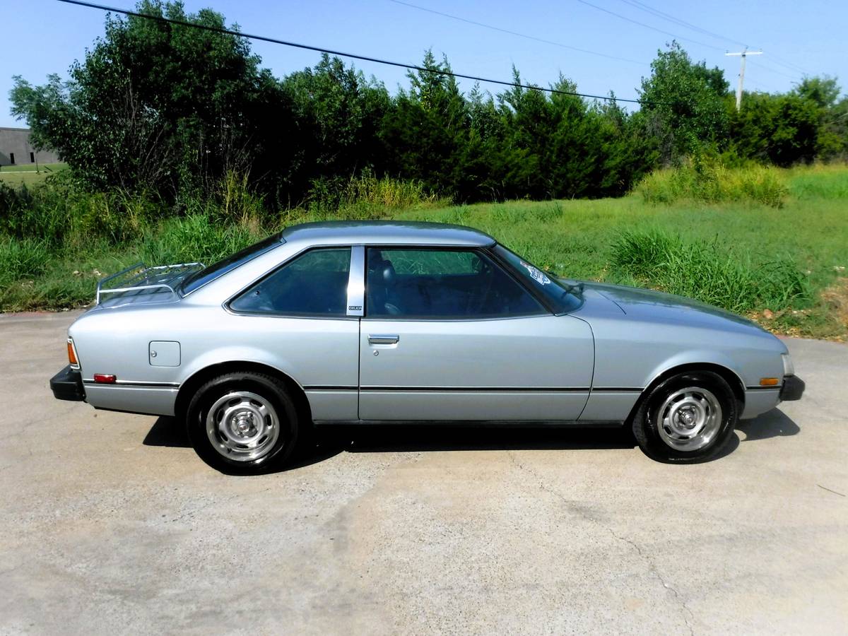 Toyota-celica-1978-grey-19