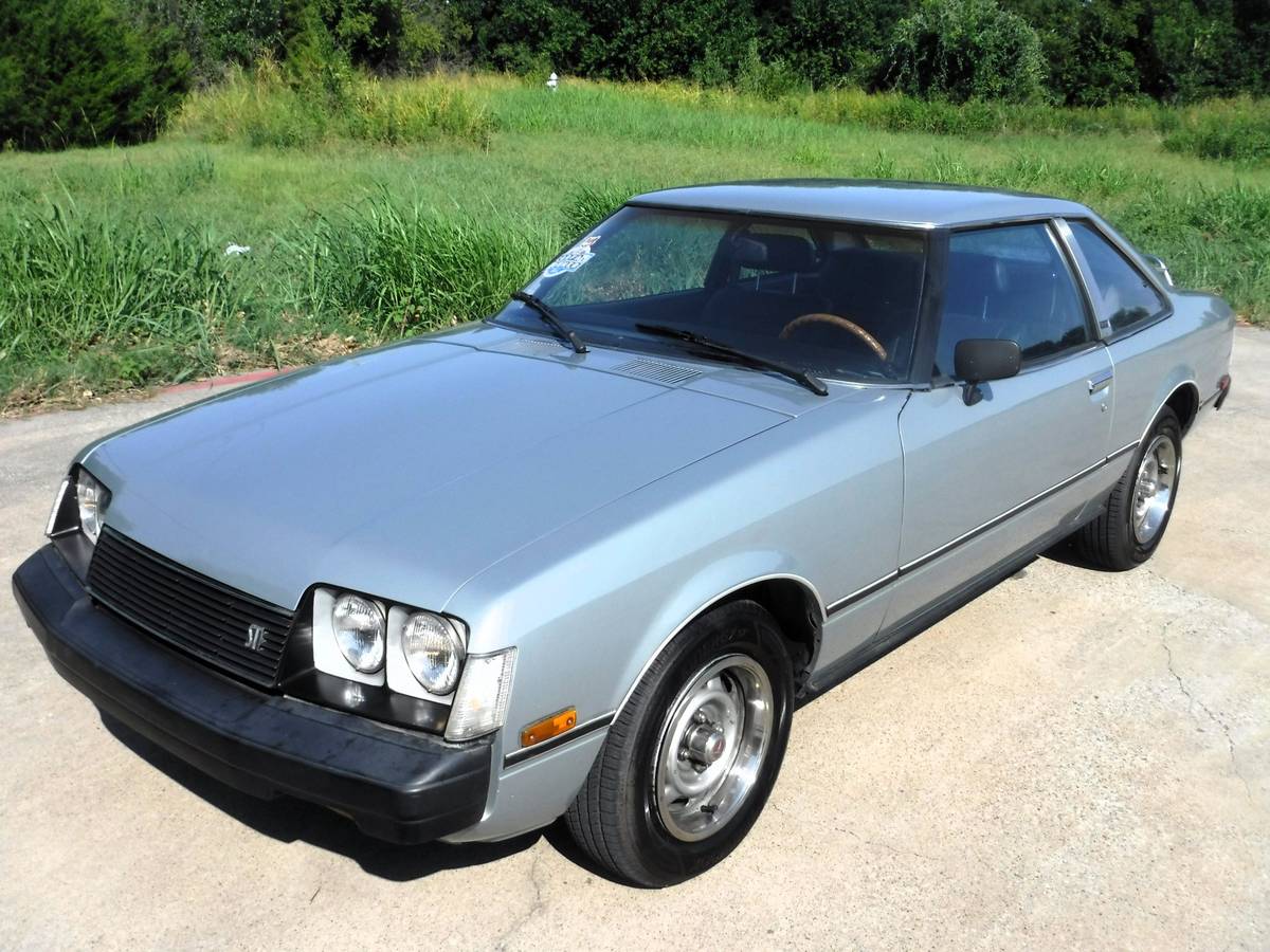 Toyota-celica-1978-grey-21