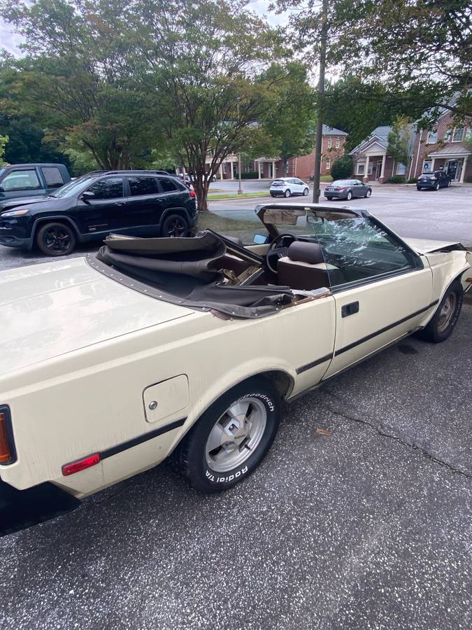 Toyota-celica-1983-11