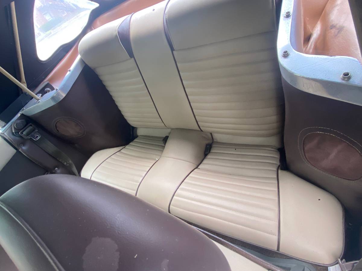 Toyota-celica-1983-9