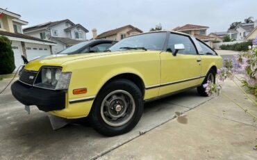 Toyota-celica-gt-1979-yellow-1