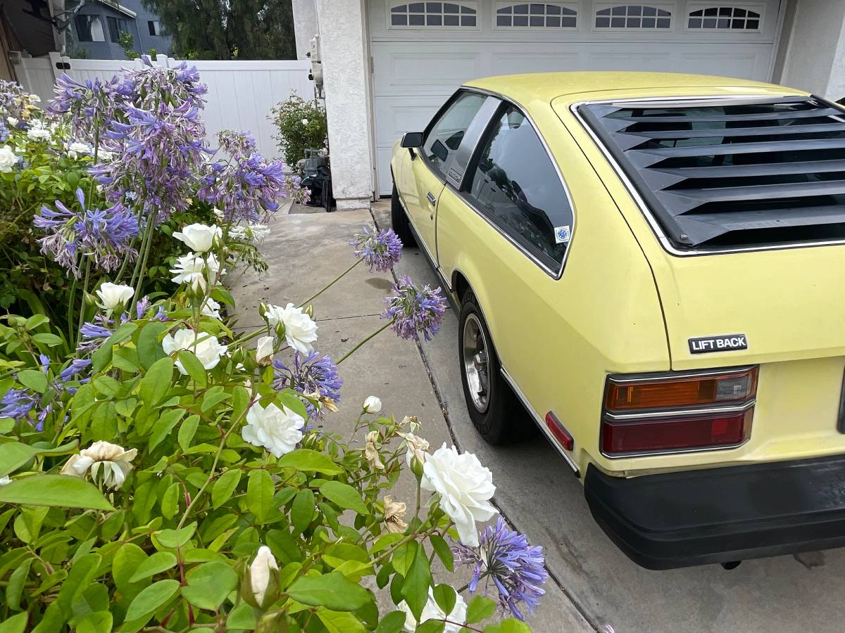 Toyota-celica-gt-1979-yellow-10