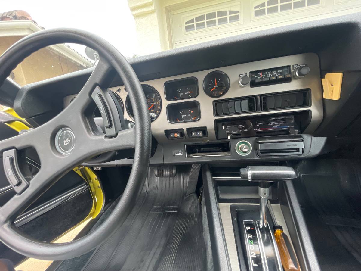 Toyota-celica-gt-1979-yellow-5