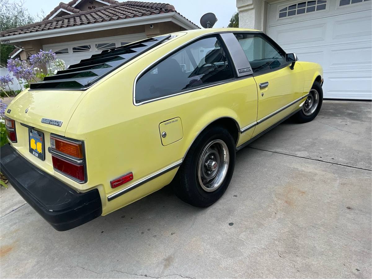 Toyota-celica-gt-1979-yellow-8