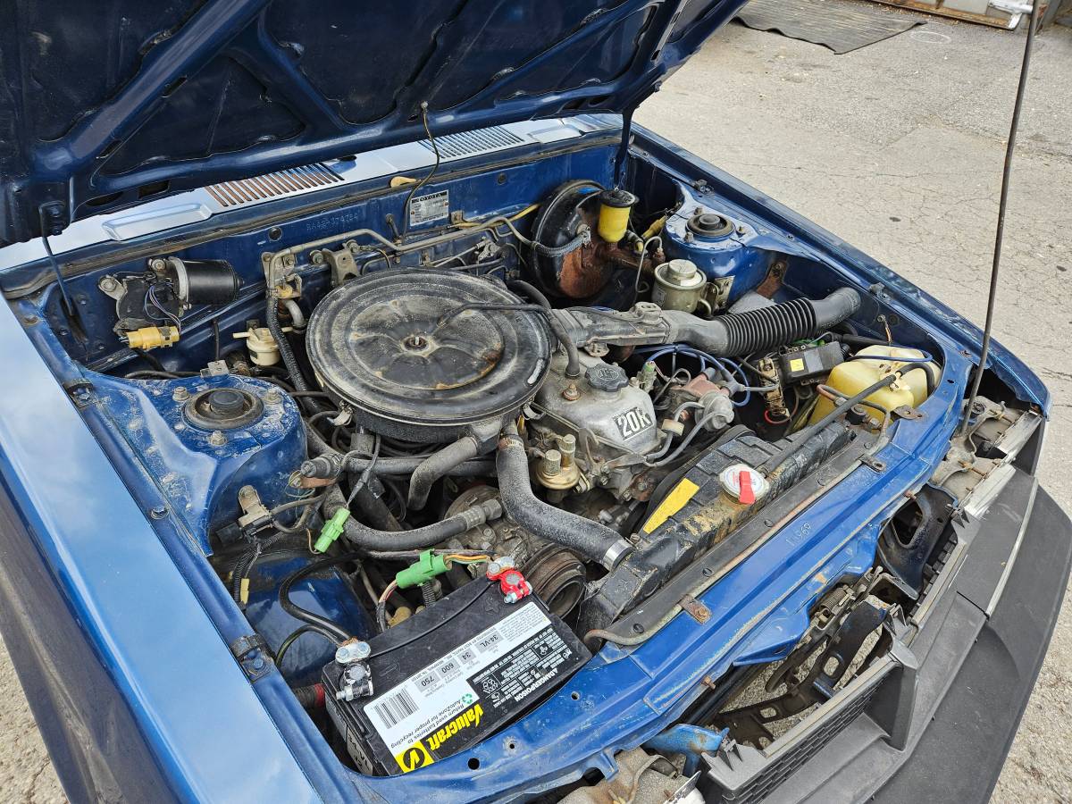 Toyota-celica-gt-1980-blue-8